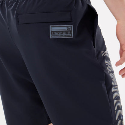 The model is wearing this MLB Match New York Yankees Oversized Shorts in navy. 5