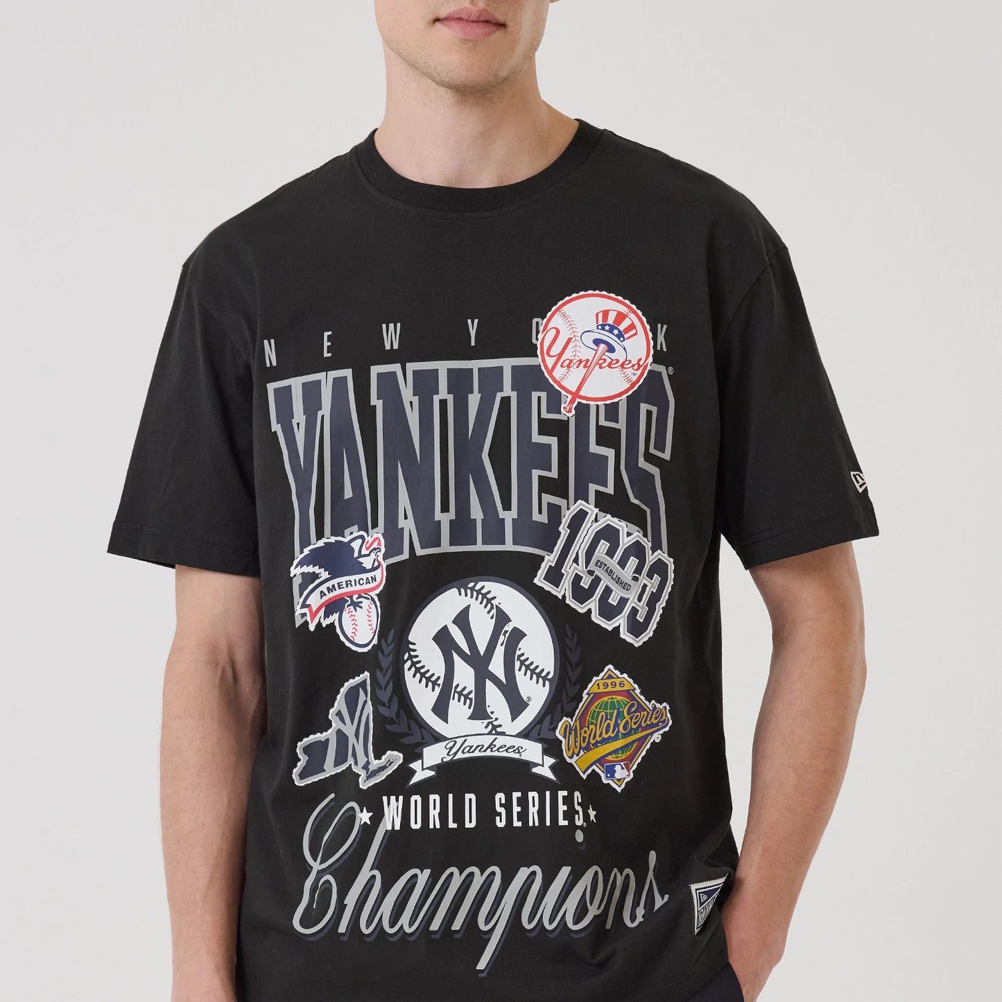 The model is wearing this MLB Sport Classic New York Yankees T-Shirt in black. 5
