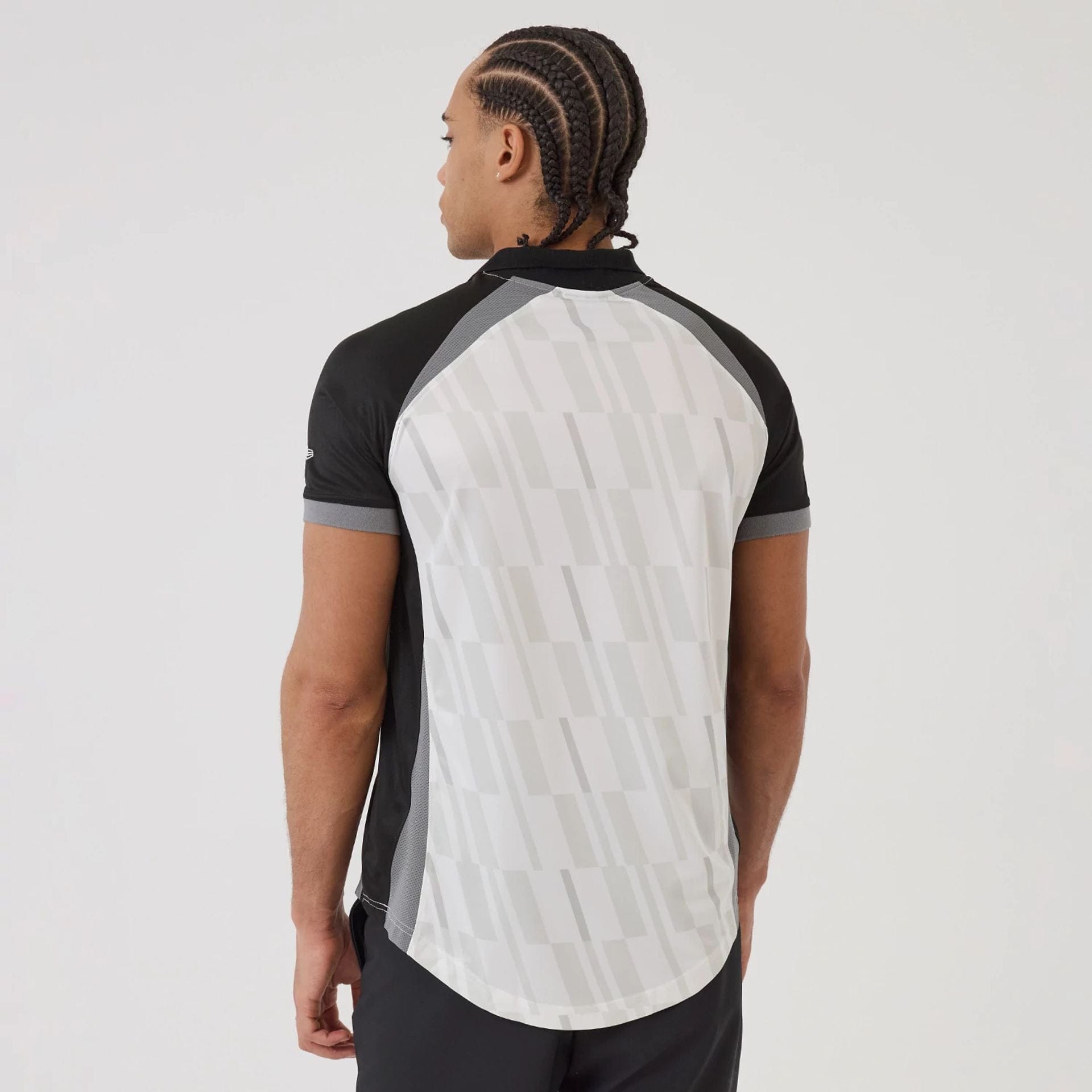 The model is wearing this NBA Match Brooklyn Nets T-Shirt in black. 2