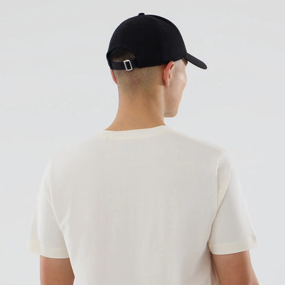 The model is wearing this MLB Spring Training 2026 Grapefruit League Logo T-Shirt in Cream. 7