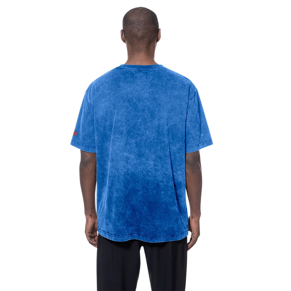 The model is wearing this NBA Oklahoma City Thunder T-Shirt in blue. 3