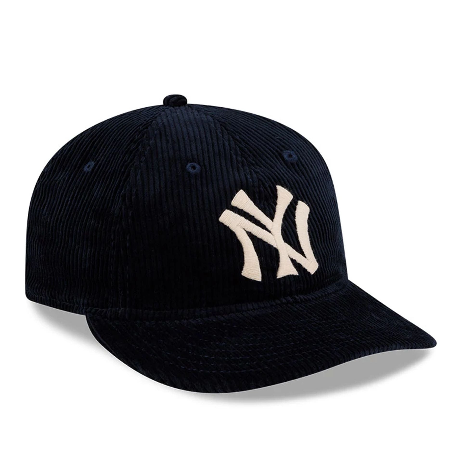 Pictured is this Ralph Lauren x MLB New York Yankees Retro Crown 9FIFTY cap in navy. 4
