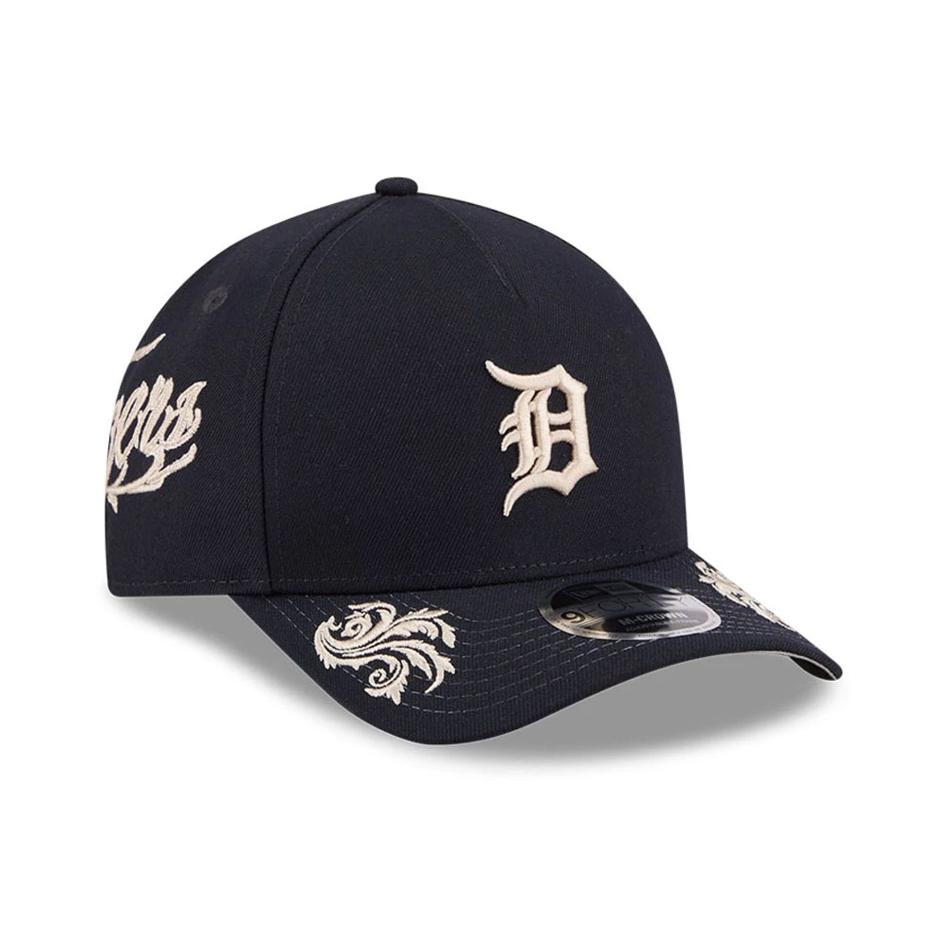 Pictured is this MLB Script Detroit Tigers 9FORTY M-Crown A-Frame Adjustable cap in navy. 1
