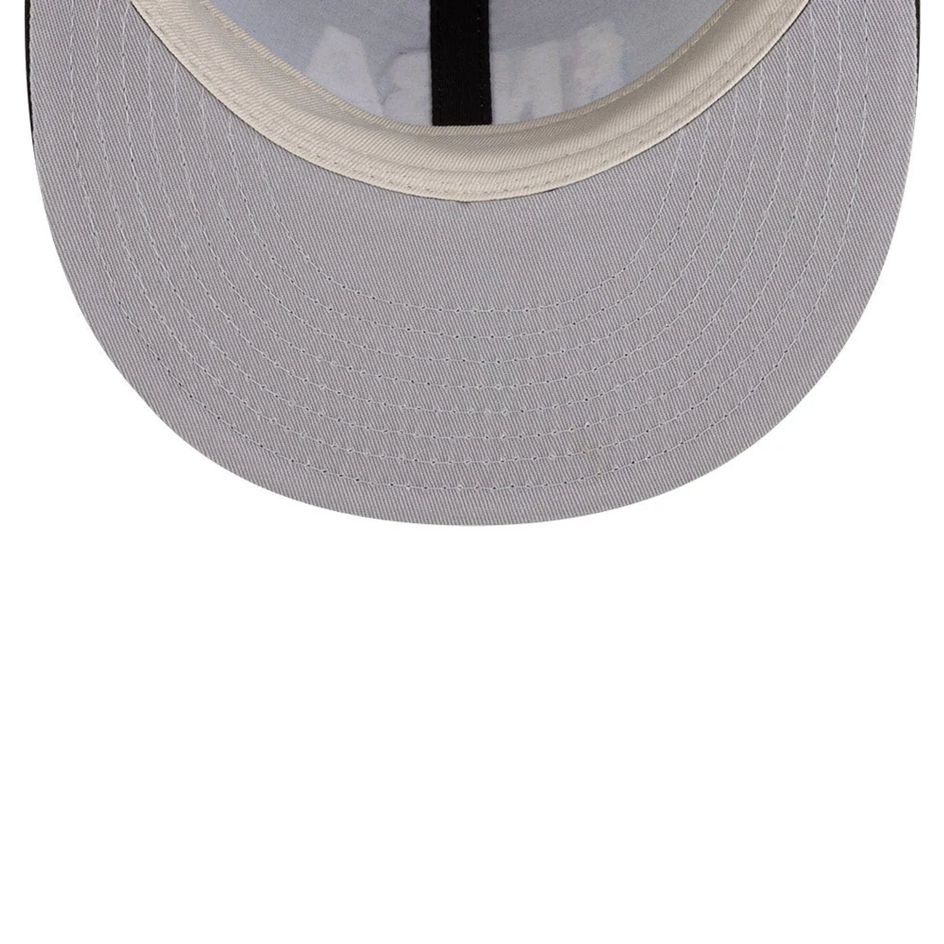 This is a FOG x NBA Logo Black Retro Crown 9FIFTY Adjustable Cap 2