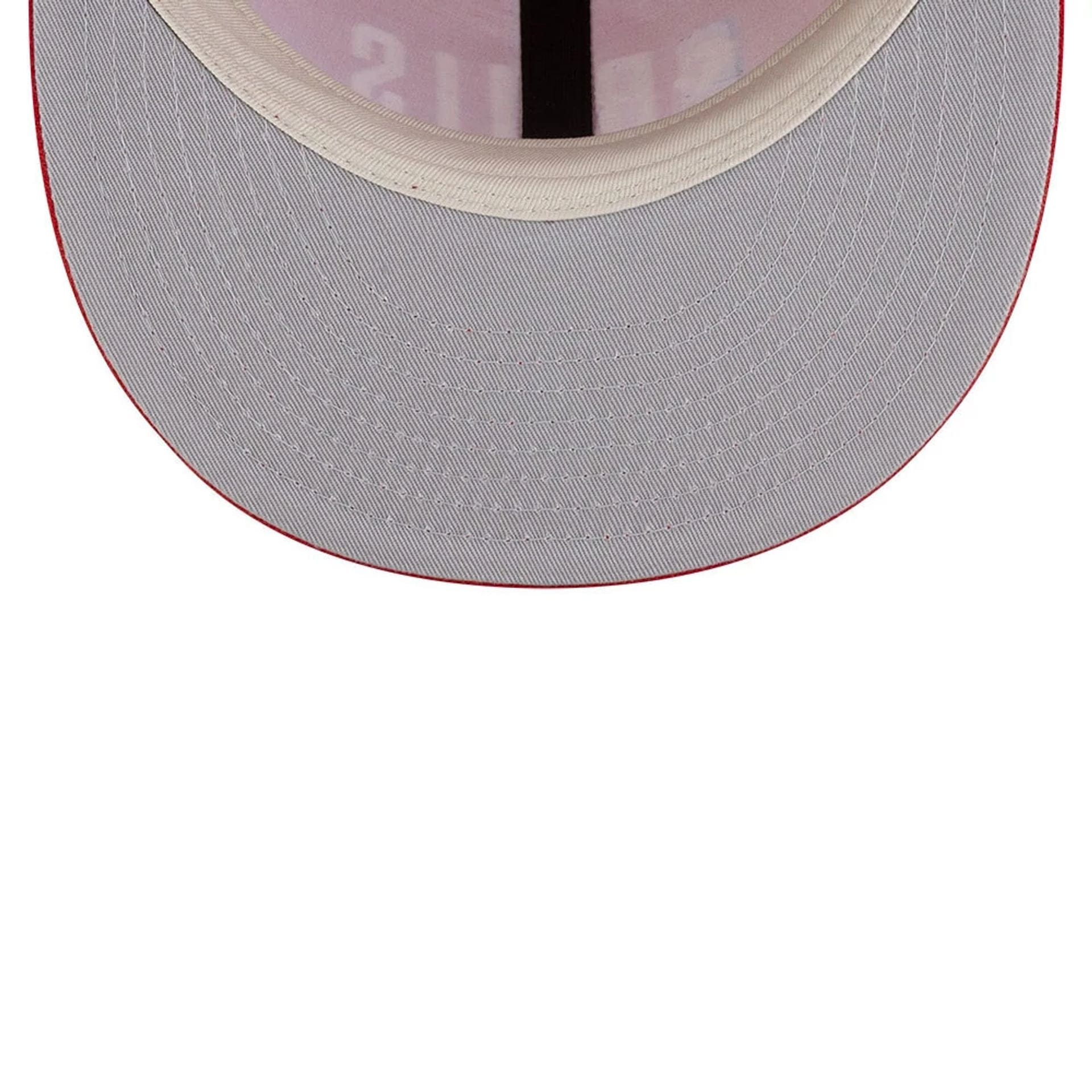 This is a Chicago Bulls FOG x NBA Red Retro Crown 9FIFTY Adjustable Cap 2