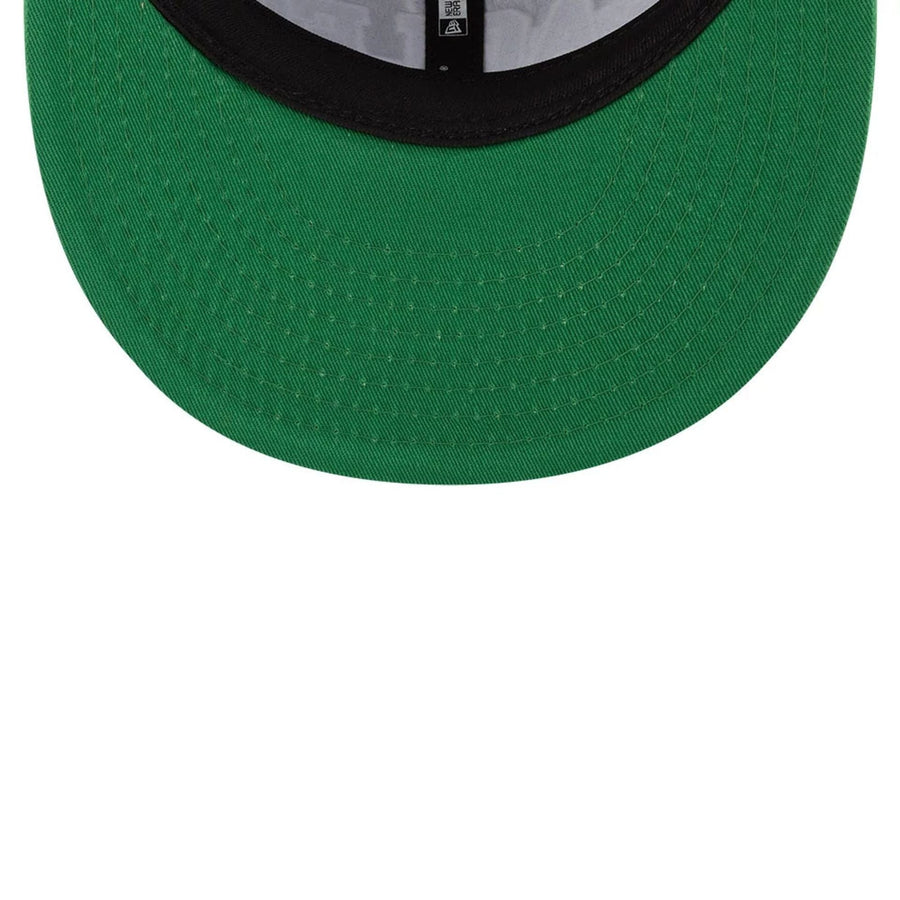 This is a Philadelphia Eagles NFL Historic Black Retro Crown 9FIFTY Snapback Adjustable Cap 7