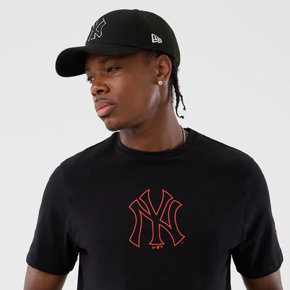 The Male model is wearing New York Yankees MLB Back To School Black T-Shirt  4