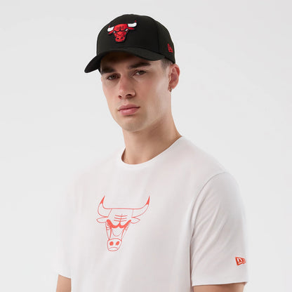 The Male model is wearing Chicago Bulls NBA Back To School White T-Shirt 6