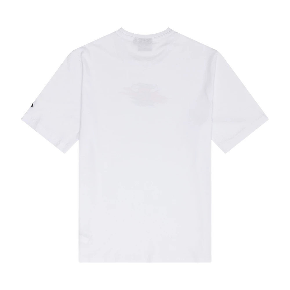 The Male model is wearing Chicago Bulls NBA Paint Graphic White T-Shirt 2