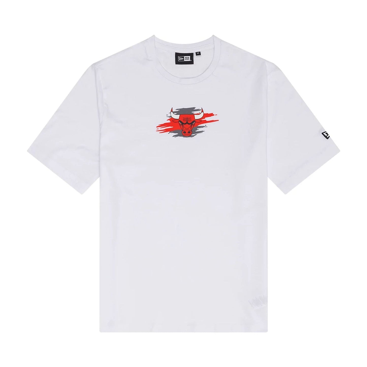 The Male model is wearing Chicago Bulls NBA Paint Graphic White T-Shirt 1