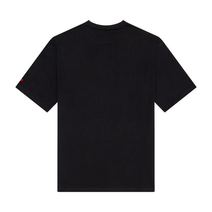 The Male model is wearing New Era Character Graphic Black Oversized T-Shirt 2
