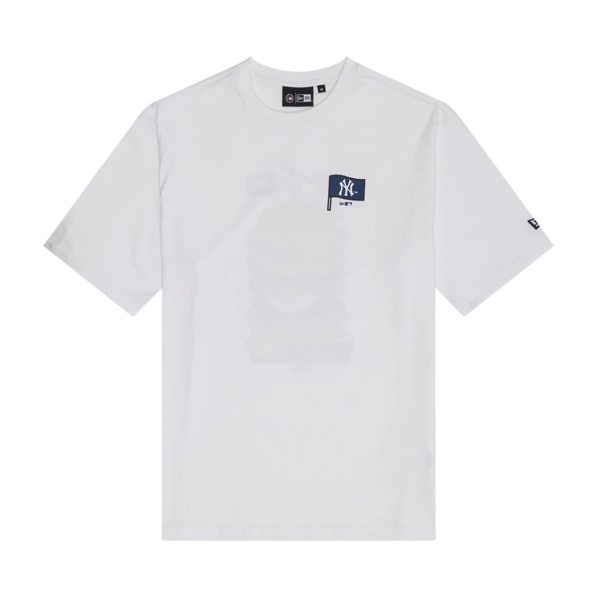 The Male model is wearing New York Yankees MLB Burger Graphic White T-Shirt 1