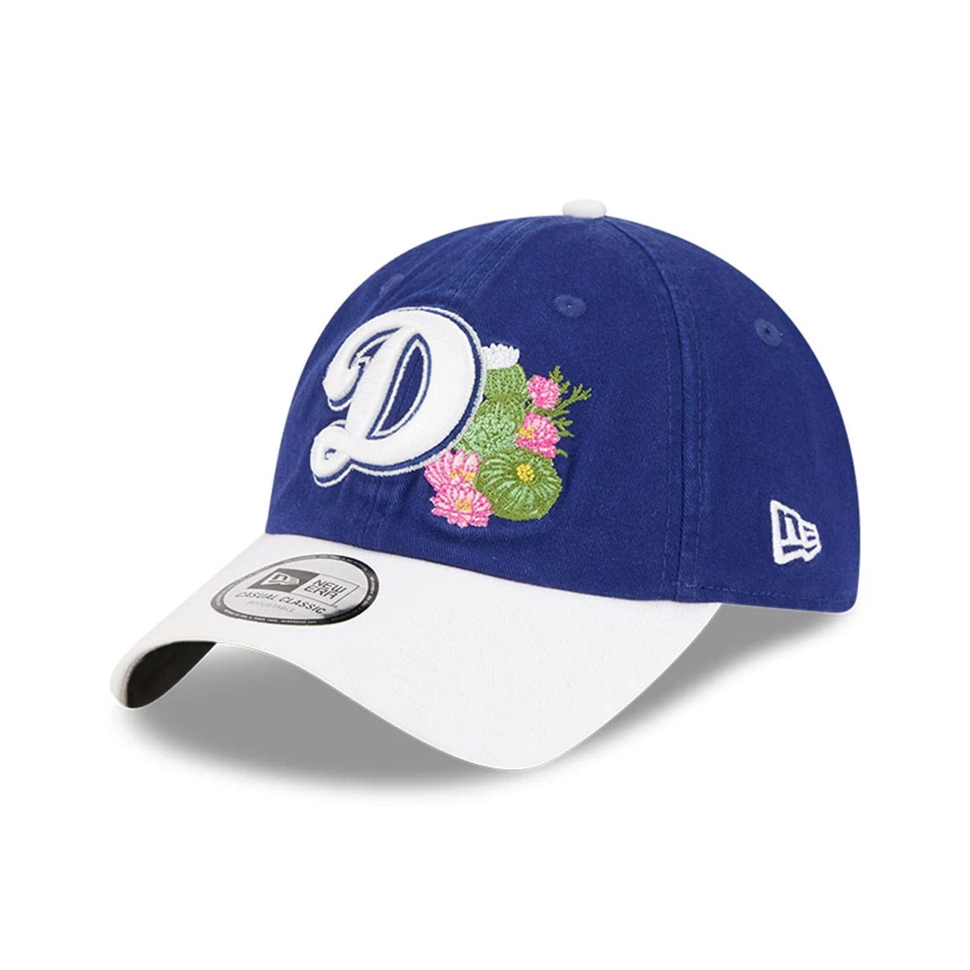 Pictured is this MLB Spring Training 2026 LA Dodgers Casual Classic cap in dark blue. 4