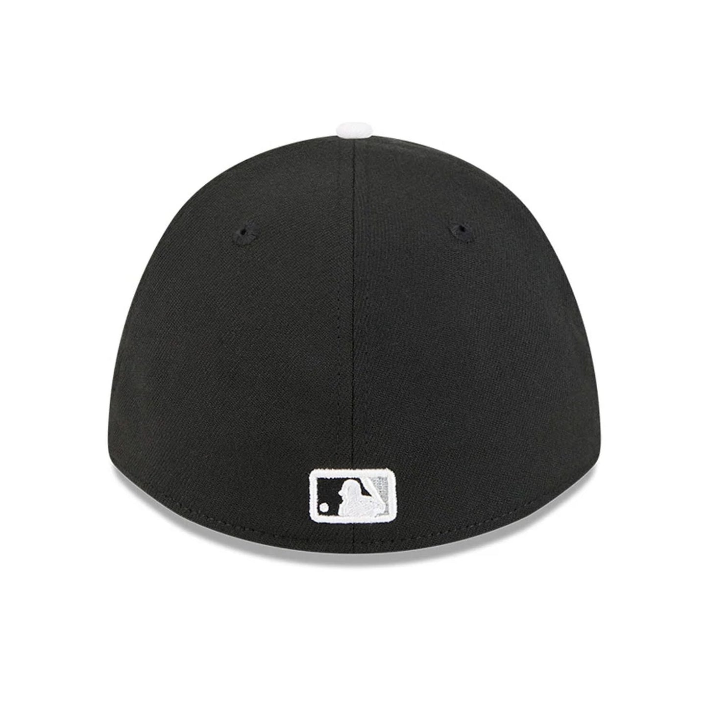 Pictured is this MLB Spring Training 2026 Chicago White Sox 39THIRTY M-Crown Stretch Fit cap in black. 7