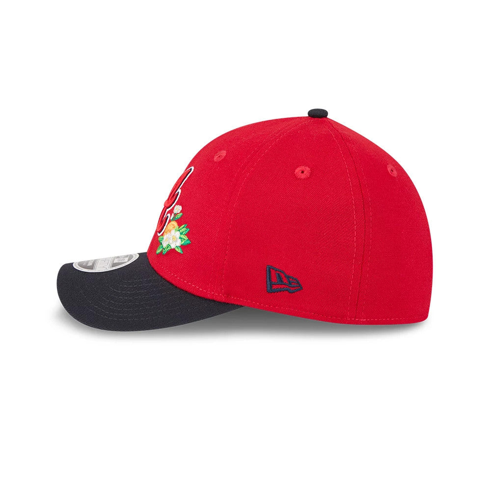 Pictured is this MLB Spring Training 2026 Atlanta Braves 39THIRTY M-Crown Stretch Fit cap in red. 6