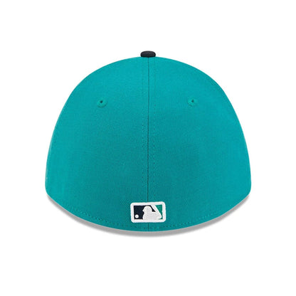 Pictured is this MLB Spring Training 2026 Seattle Mariners 39THIRTY M-Crown Stretch Fit cap in Dark Green. 7