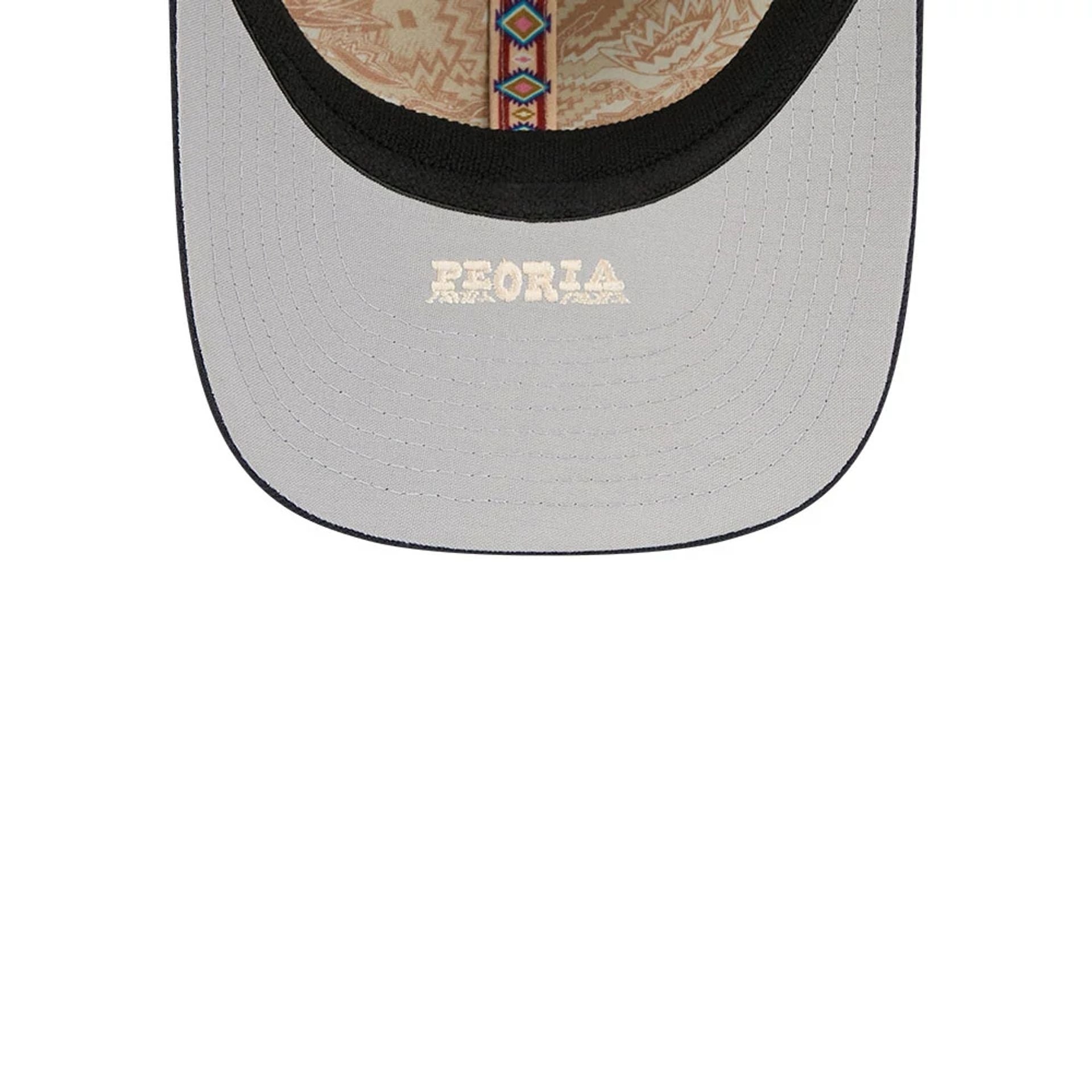 Pictured is this MLB Spring Training 2026 Seattle Mariners 39THIRTY M-Crown Stretch Fit cap in Dark Green. 2