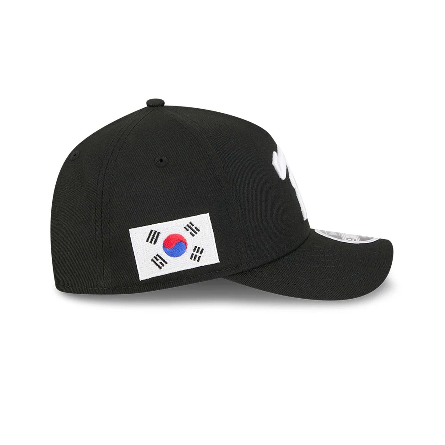 Pictured is this MLB World Baseball Classic 2026 Korea 9FORTY M-Crown A-Frame cap in black. 4