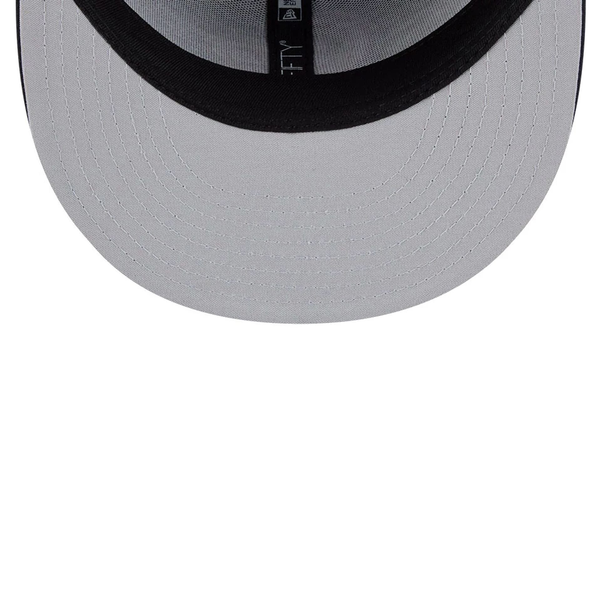 Pictured is this MLB World Baseball Classic 2026 Great Britain 59FIFTY Fitted cap in navy. 2