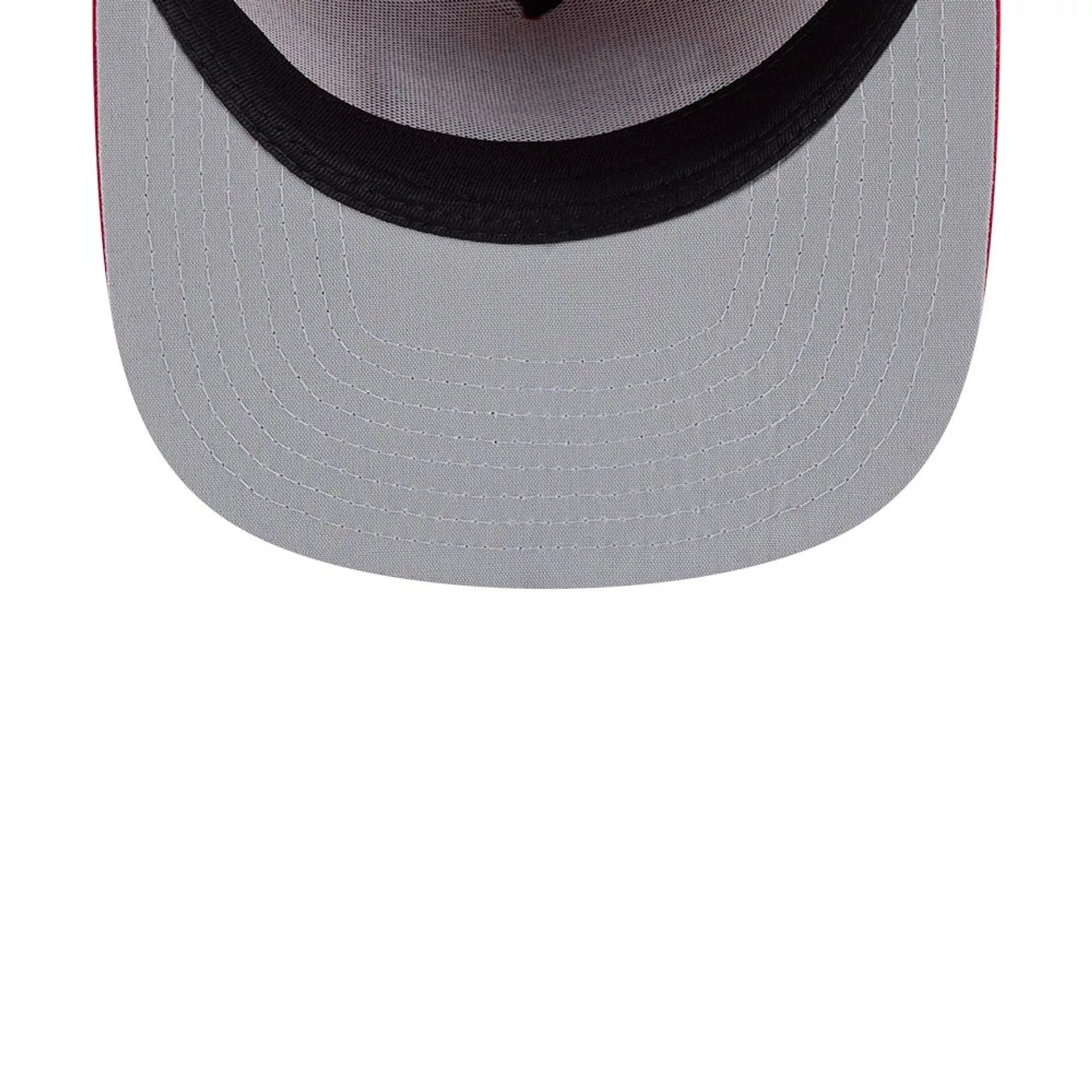 Pictured is this MLB World Baseball Classic 2026 Canada 9FIFTY A-Frame Snapback cap in red. 2