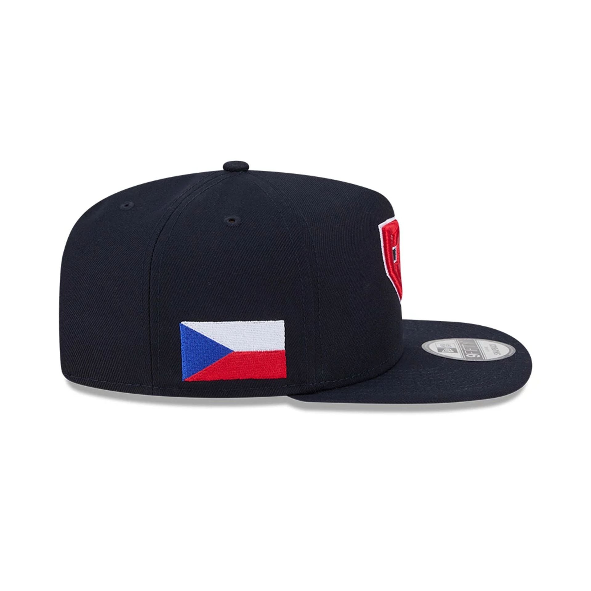 Pictured is this MLB World Baseball Classic 2026 Czechia 9FIFTY A-Frame Snapback cap in navy. 5