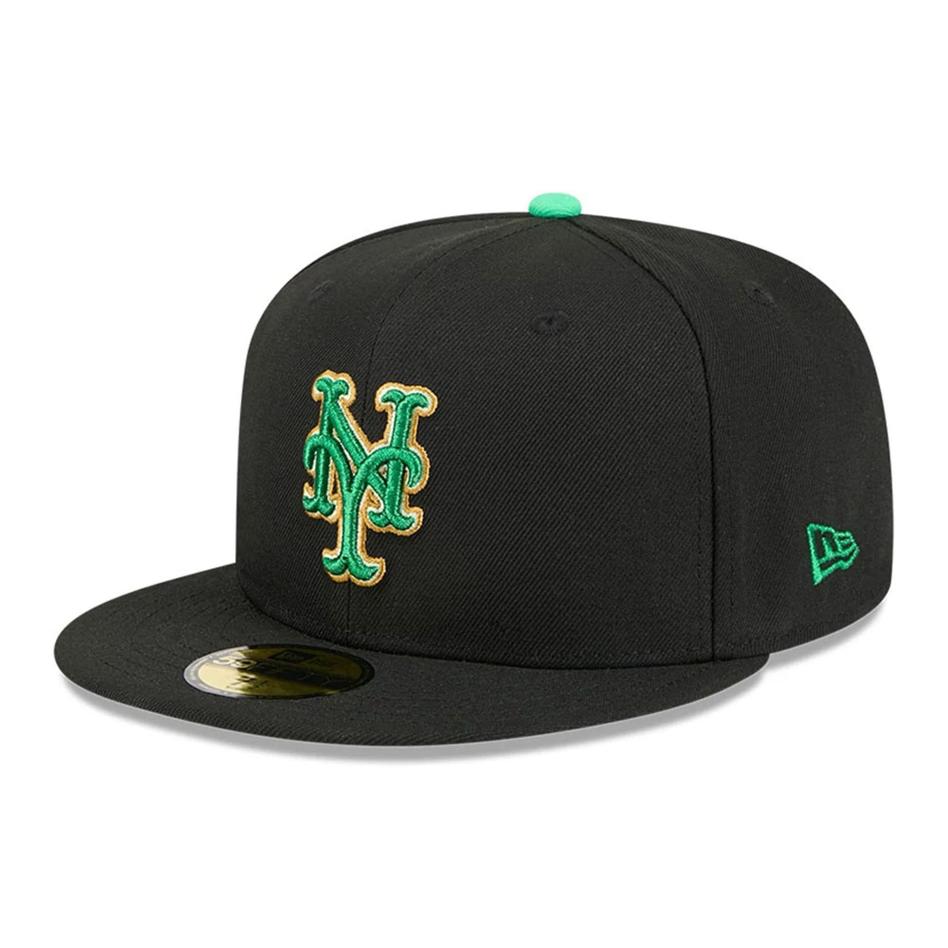 Pictured is this MLB Saint Patrick's Day New York Mets 59FIFTY Fitted cap in black. 3