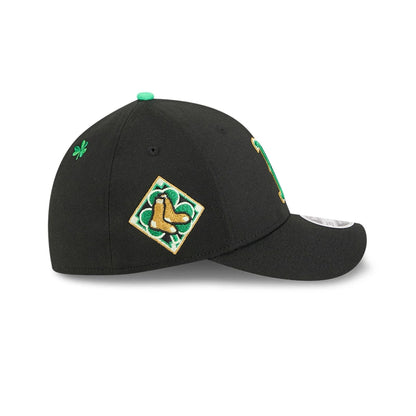 Pictured is this MLB Saint Patrick's Day Boston Red Sox 39THIRTY M-Crown A-Frame Stretch Fit cap in black. 5