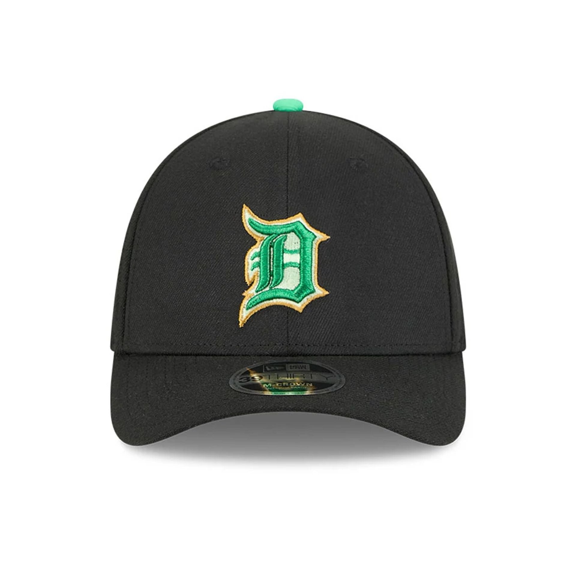 Pictured is this MLB Saint Patrick's Day Detroit Tigers 39THIRTY M-Crown A-Frame Stretch Fit cap in black. 2