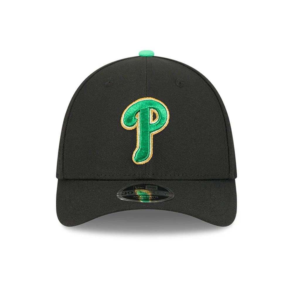Pictured is this MLB Saint Patrick's Day Philadelphia Phillies 39THIRTY M-Crown A-Frame Stretch Fit cap in black. 2