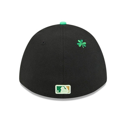 Pictured is this MLB Saint Patrick's Day LA Dodgers 39THIRTY M-Crown A-Frame Stretch Fit cap in black. 6