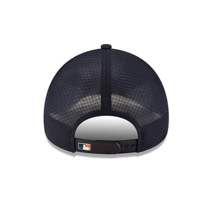 Pictured is this MLB Batting Practice 2026 Detroit Tigers 9FORTY Apex cap in navy. 6