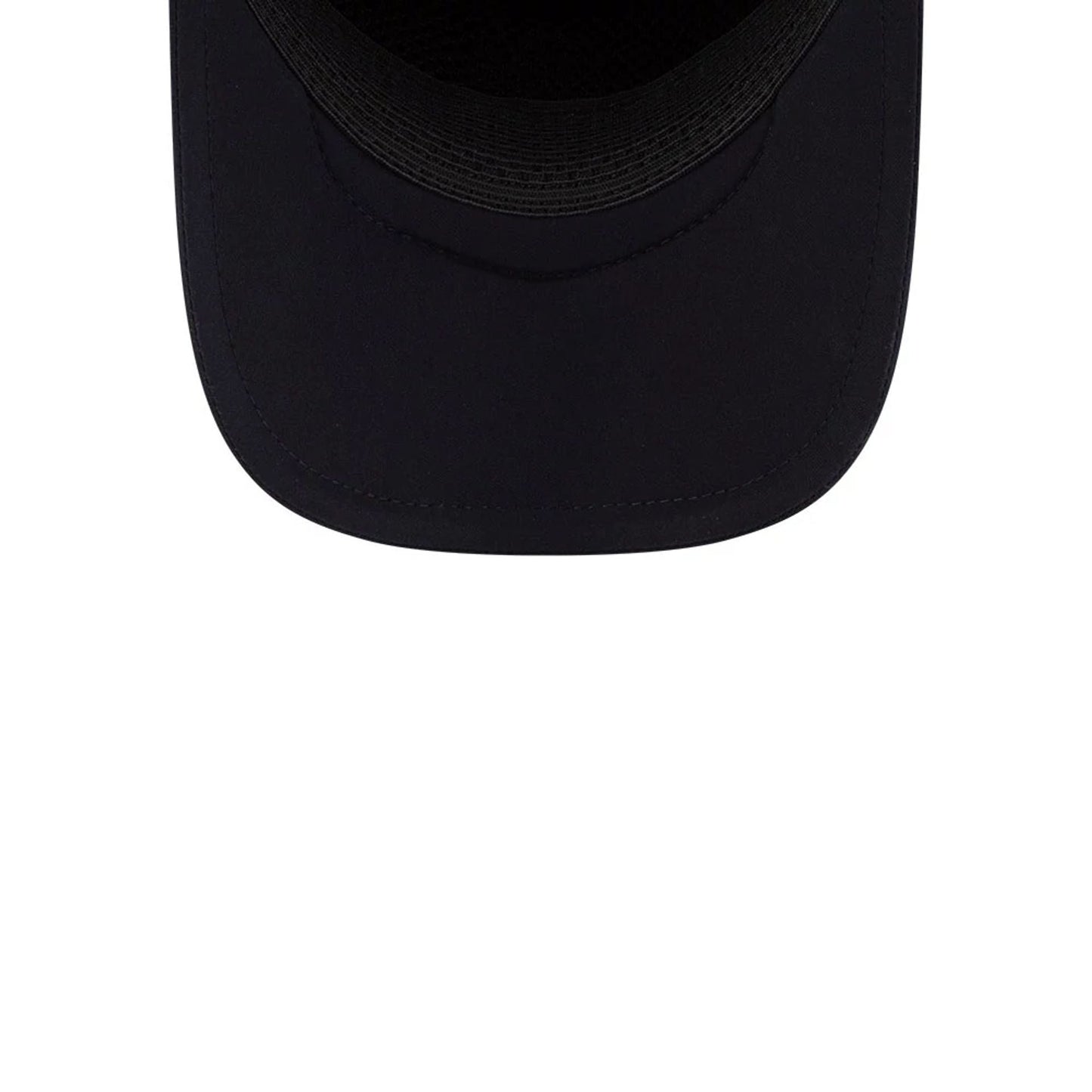 Pictured is this MLB Batting Practice 2026 Cleveland Guardians 9FORTY Apex cap in navy. 7