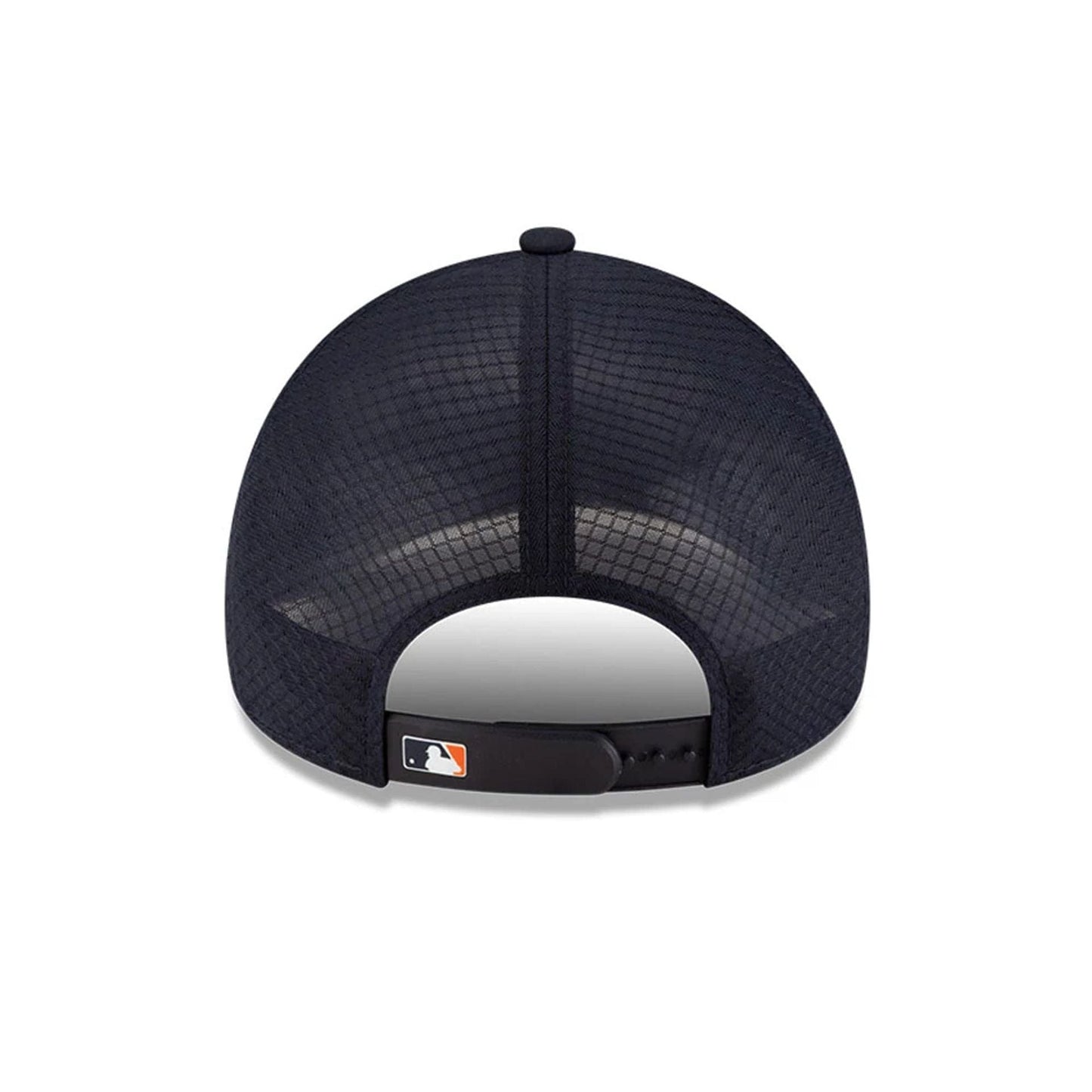 Pictured is this MLB Batting Practice 2026 Houston Astros 9FORTY Apex cap in navy. 4