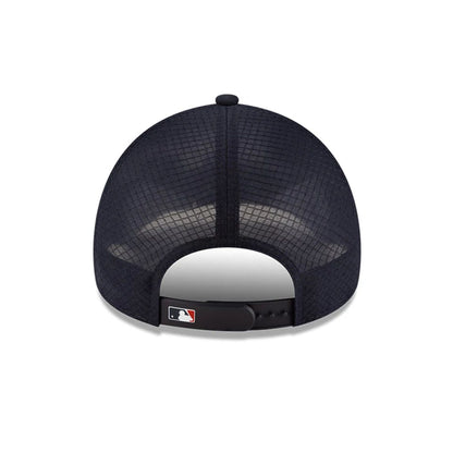 Pictured is this MLB Batting Practice 2026 Boston Red Sox 9FORTY Apex cap in navy. 4