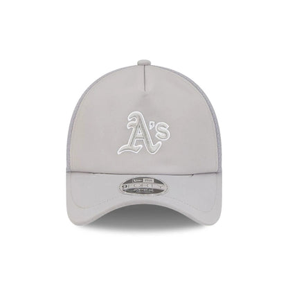 Pictured is this MLB Batting Practice 2026 Athletics 9FORTY Apex cap in grey. 2