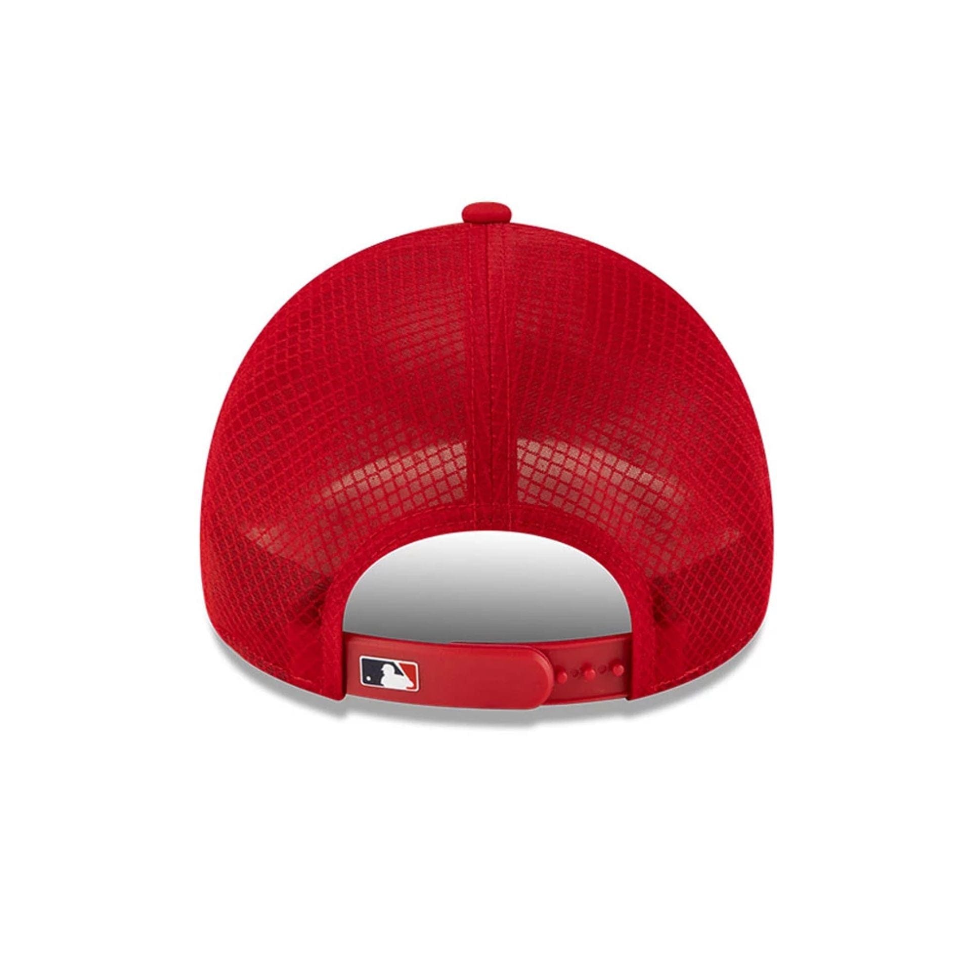Pictured is this MLB Batting Practice 2026 St. Louis Cardinals 9FORTY Apex cap in red. 4