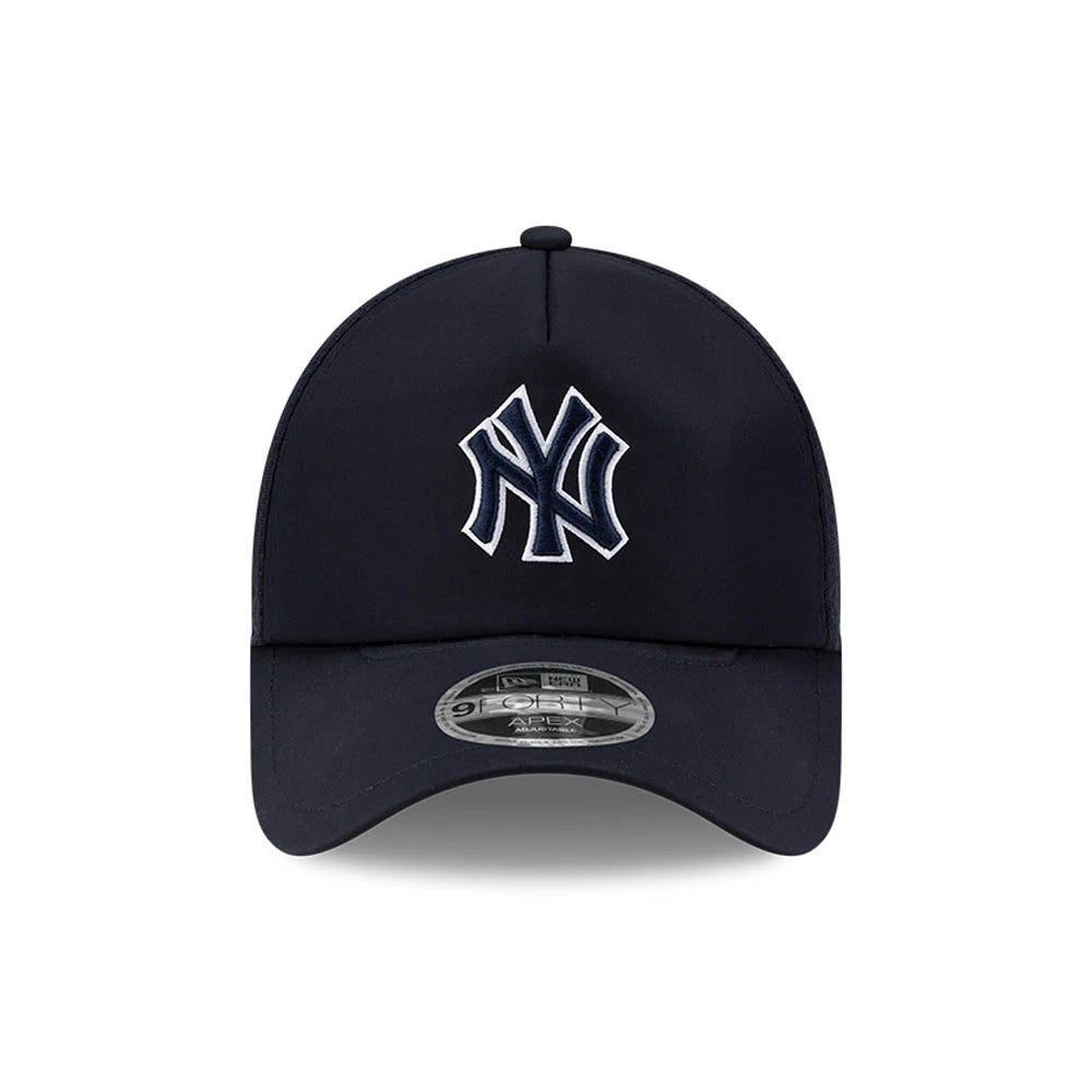 Pictured is this MLB Batting Practice 2026 New York Yankees 9FORTY Apex cap in navy. 2