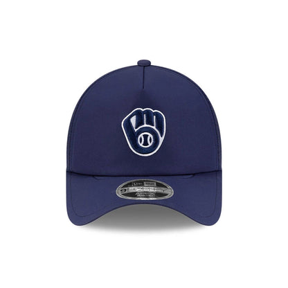 Pictured is this MLB Batting Practice 2026 Milwaukee Brewers 9FORTY Apex cap in navy. 2
