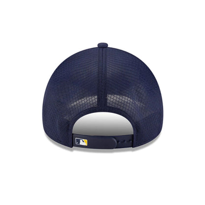 Pictured is this MLB Batting Practice 2026 Milwaukee Brewers 9FORTY Apex cap in navy. 4