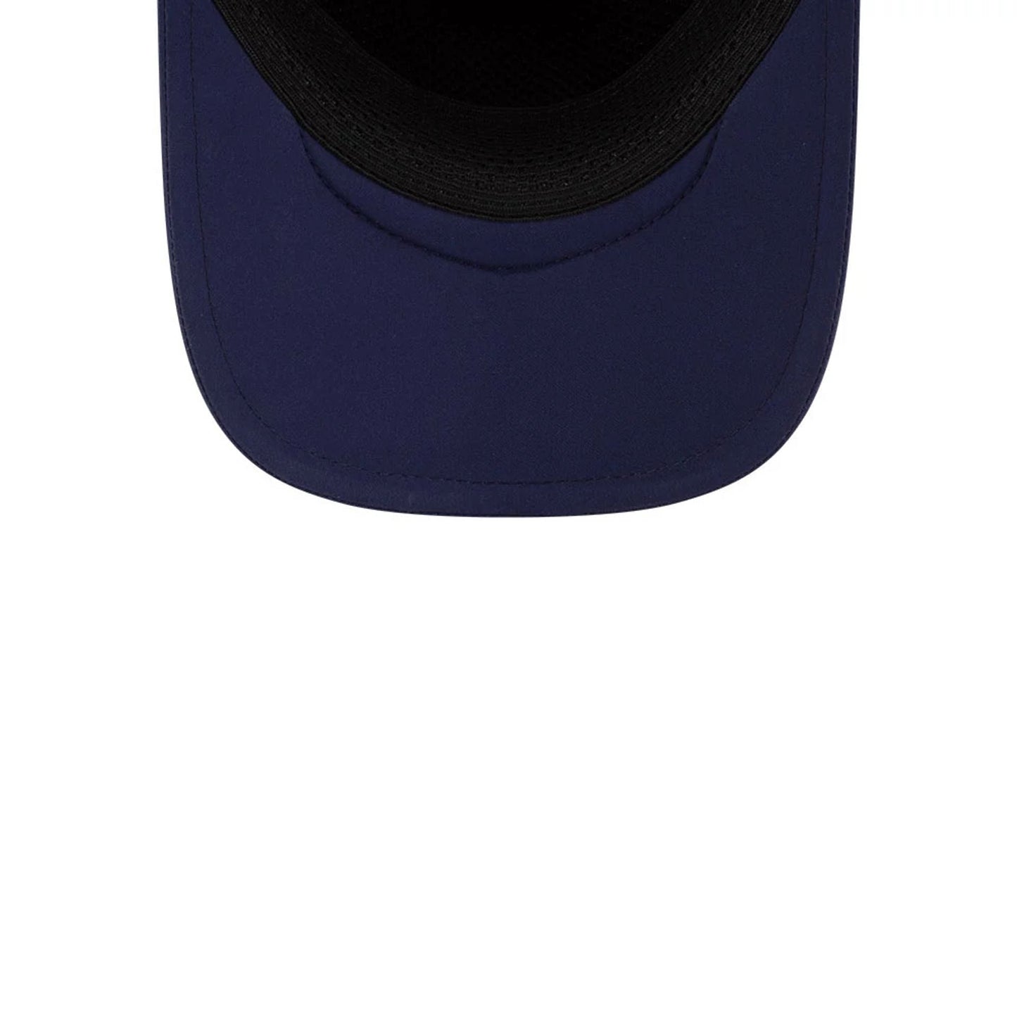 Pictured is this MLB Batting Practice 2026 Milwaukee Brewers 9FORTY Apex cap in navy. 7