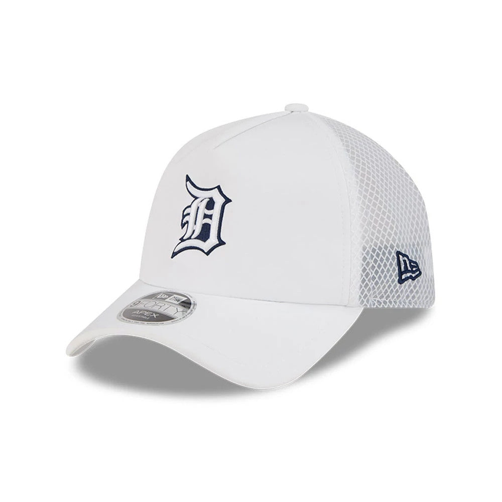 Pictured is this MLB Batting Practice 2026 Detroit Tigers 9FORTY Apex cap in white. 1