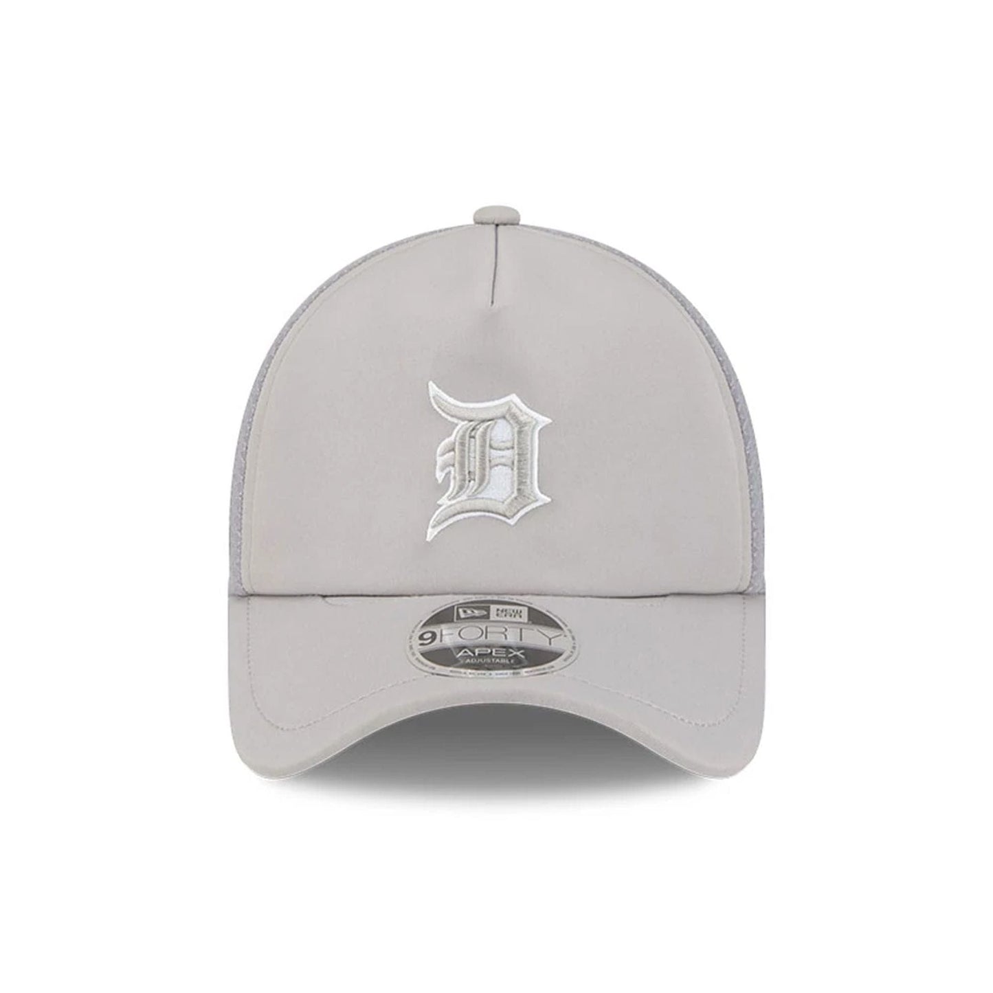Pictured is this MLB Batting Practice 2026 Detroit Tigers 9FORTY Apex cap in grey. 2