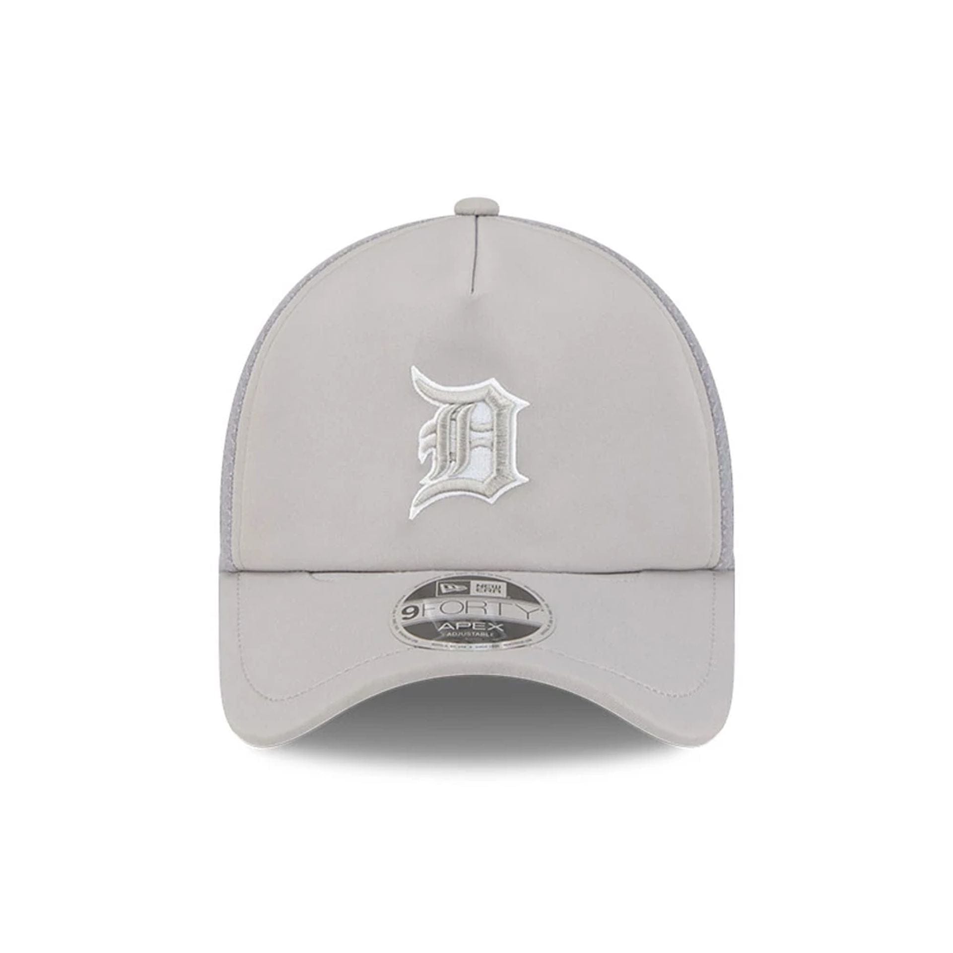 Pictured is this MLB Batting Practice 2026 Detroit Tigers 9FORTY Apex cap in grey. 2