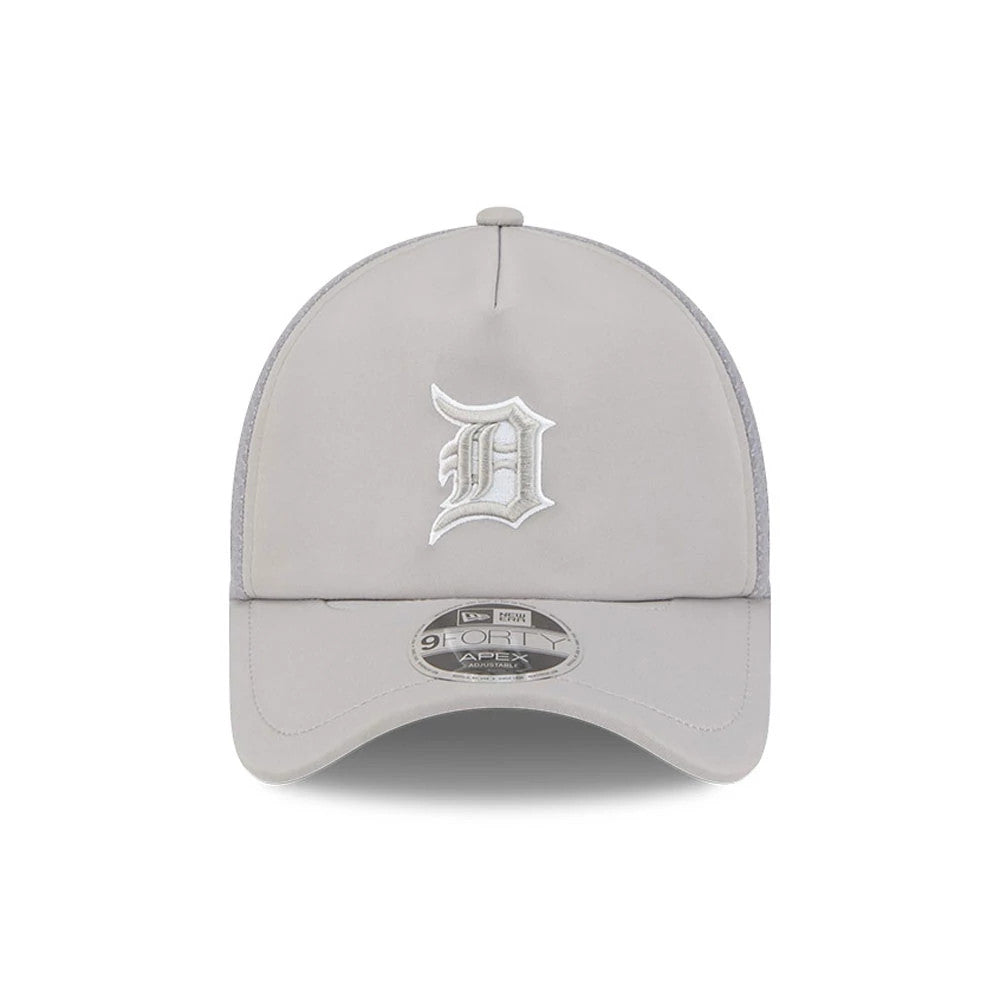 Pictured is this MLB Batting Practice 2026 Detroit Tigers 9FORTY Apex cap in grey. 2