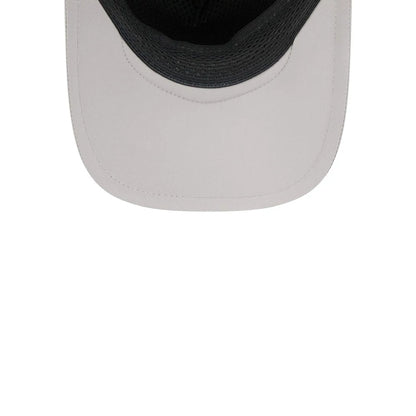 Pictured is this MLB Batting Practice 2026 New York Yankees 9FORTY Apex cap in grey. 7