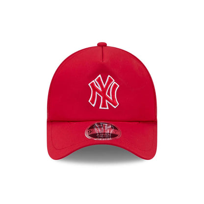 Pictured is this MLB Batting Practice 2026 New York Yankees 9FORTY Apex cap in Red. 2