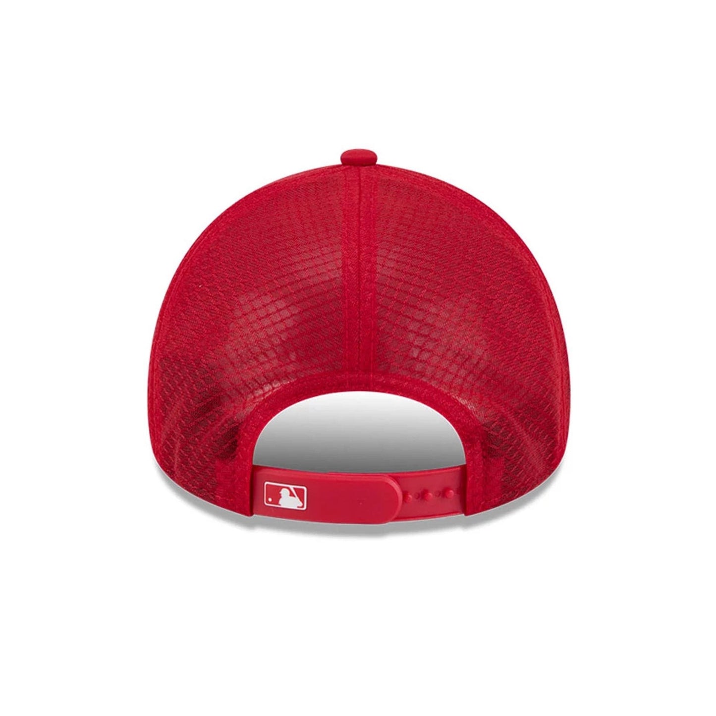 Pictured is this MLB Batting Practice 2026 New York Yankees 9FORTY Apex cap in Red. 6
