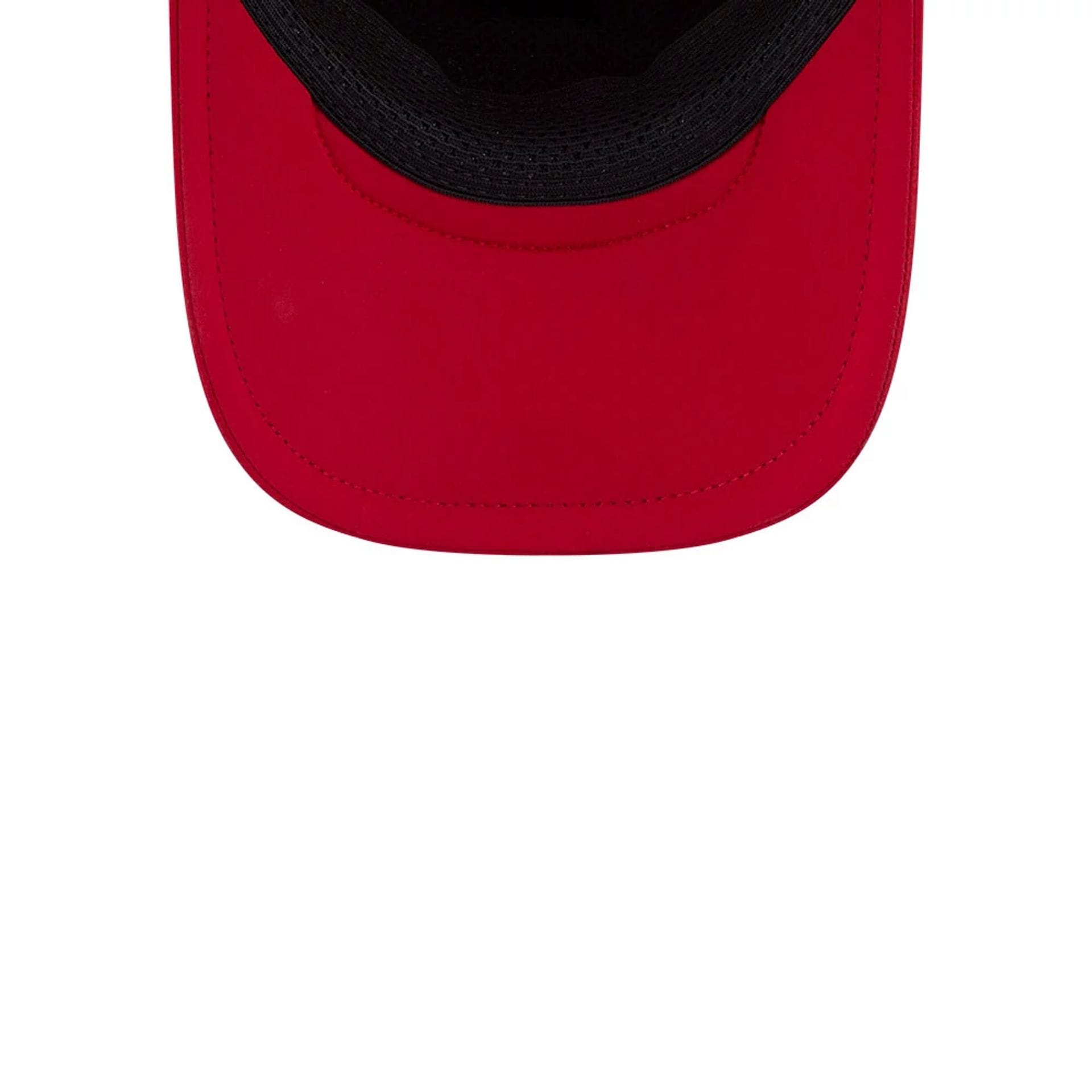 Pictured is this MLB Batting Practice 2026 New York Yankees 9FORTY Apex cap in Red. 7