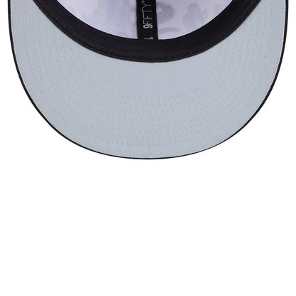 Chicago White Sox MLB Grow Black New Era 9FIFTY Snapback Adjustable Cap, inside view showing the grey undervisor, black sweatband with 9FIFTY label, and white interior lining with a pattern.