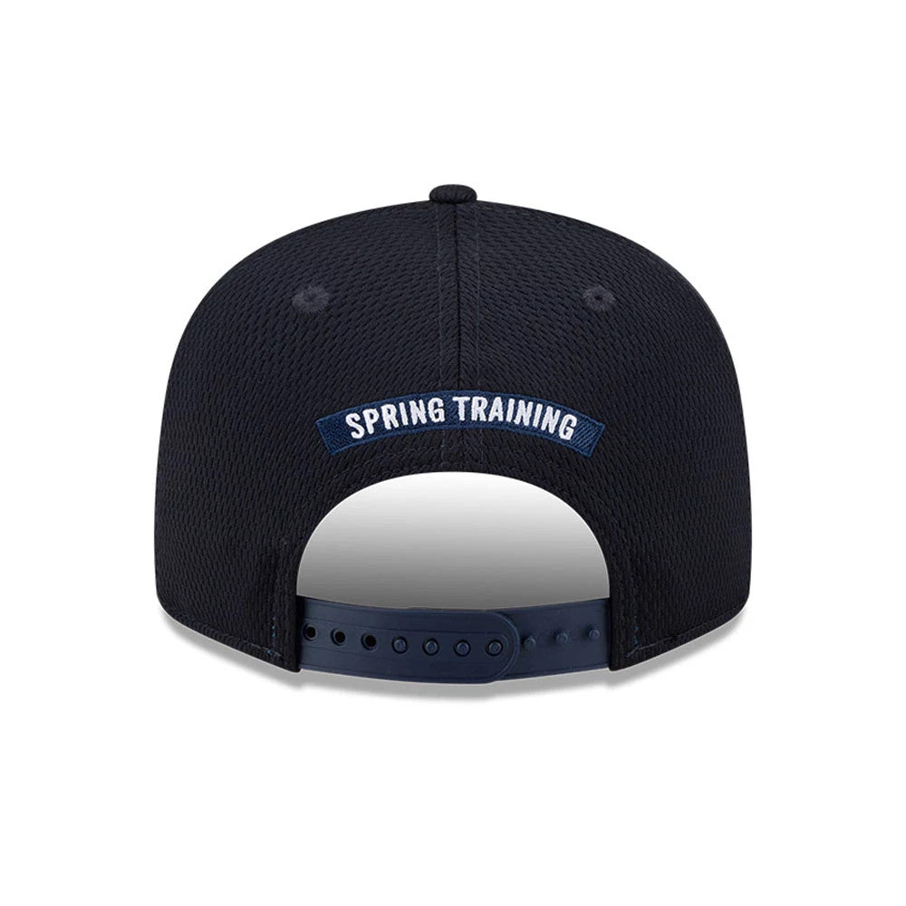 Pictured is this MLB Grow New York Yankees 9FIFTY Snapback cap in navy. 3